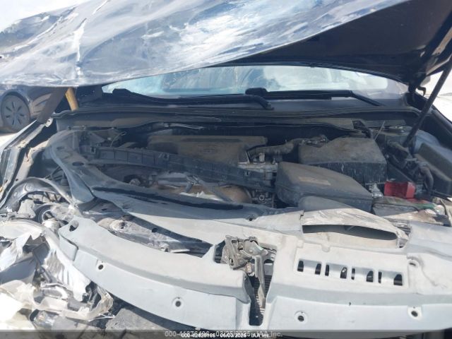 4T1BF1FK2FU101043 Toyota CAMRY SE