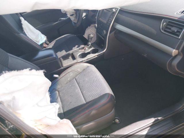 4T1BF1FK2FU101043 Toyota CAMRY SE