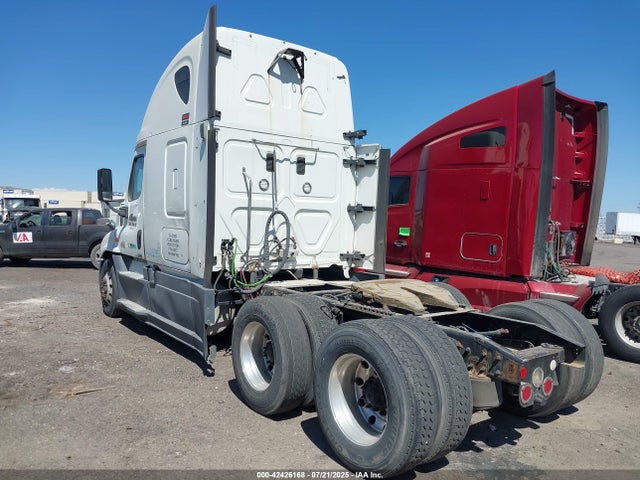 Продажа на аукционе авто 2016 Freightliner Cascadia 125, vin: 3AKJGLDR0GSHF1582, номер лота: 42426168