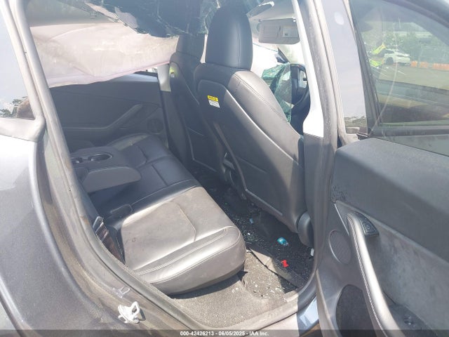 2023 TESLA MODEL Y 7SAYGDEF0PF903847 Photo 7