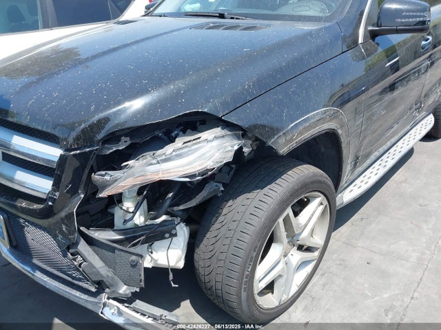 4JGDF7DE3GA642940 Mercedes-Benz Gl 550 4matic