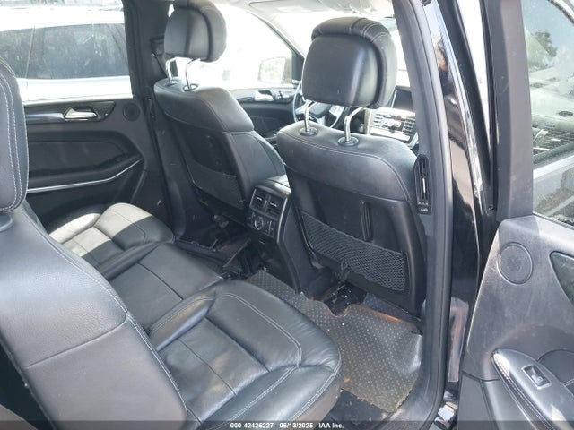 4JGDF7DE3GA642940 Mercedes-Benz Gl 550 4matic