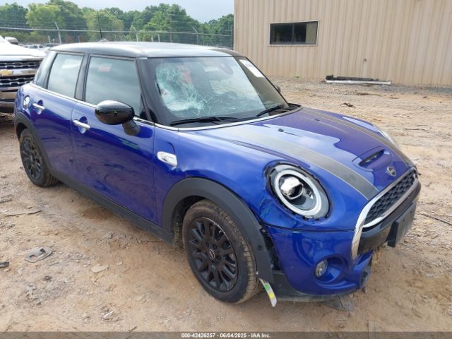 2021 MINI HARDTOP WMWXU9C00M2N60370