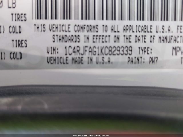 2019 JEEP GRAND CHEROKEE 1C4RJFAG1KC829339 Photo 8