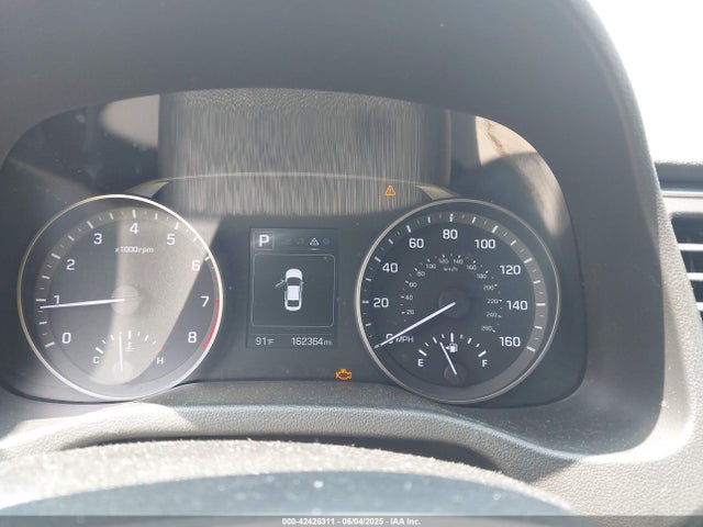 5NPD84LF2JH225073 Hyundai ELANTRA SEL