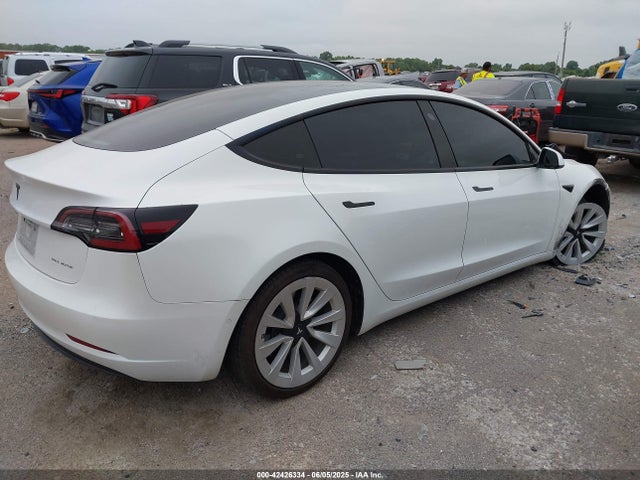 2021 TESLA MODEL 3 5YJ3E1EB4MF997462 Photo 3