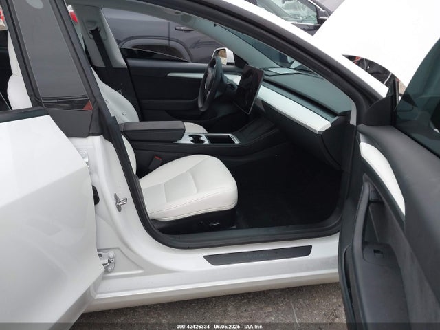 2021 TESLA MODEL 3 5YJ3E1EB4MF997462 Photo 4