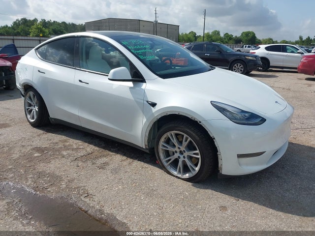 2023 TESLA MODEL Y 7SAYGDEE4PA155205 Photo 0