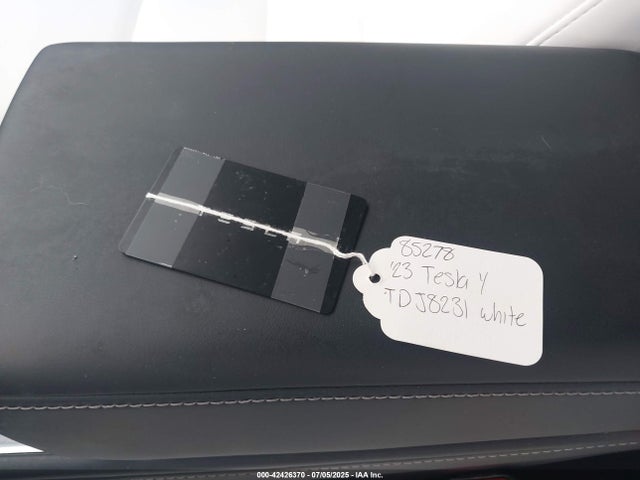 2023 TESLA MODEL Y 7SAYGDEE4PA155205 Photo 10