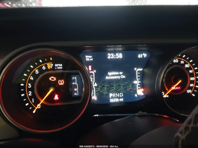 1C4HJXEG0JW250450 Jeep 2018