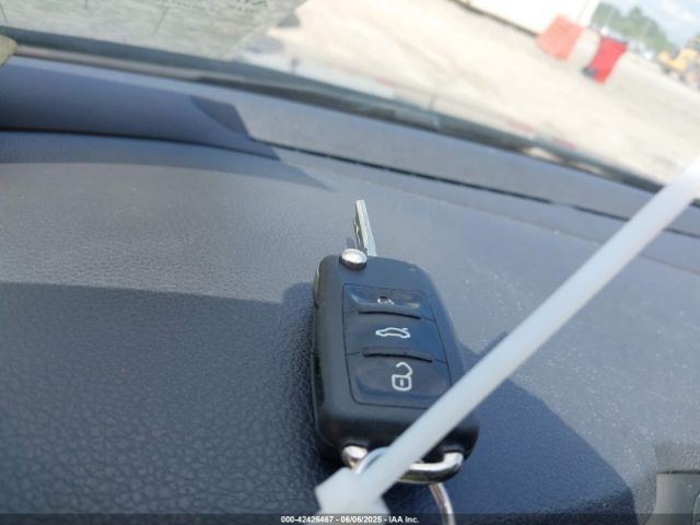 2018 VOLKSWAGEN JETTA 3VWDB7AJ1JM243775 Photo 10