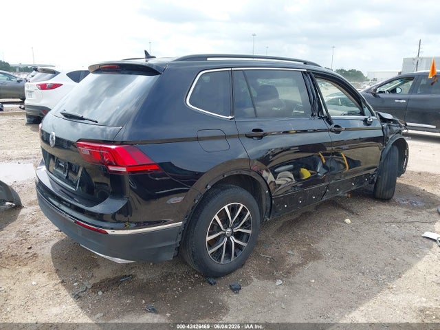 Volkswagen Tiguan 2021 3VV3B7AX2MM013557 Image 4
