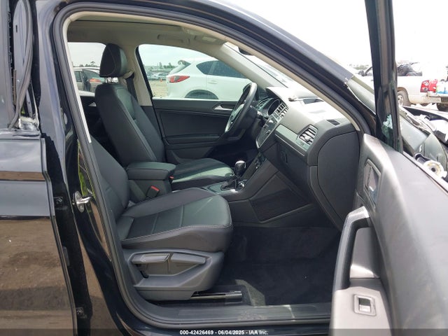 Volkswagen Tiguan 2021 3VV3B7AX2MM013557 Image 5