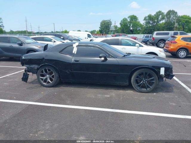 2C3CDZAG2GH100743 Dodge Challenger Sxt