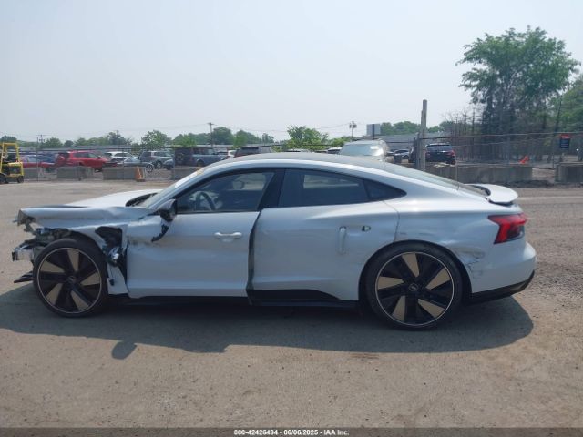 WAUEJBFWXP7008583 Audi E-tron Gt Prestige Quattro