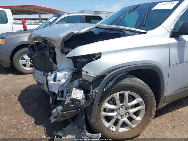Продажа на аукционе авто 2020 Chevrolet Traverse Fwd Ls, vin: 1GNERFKW4LJ183988, номер лота: 42426516