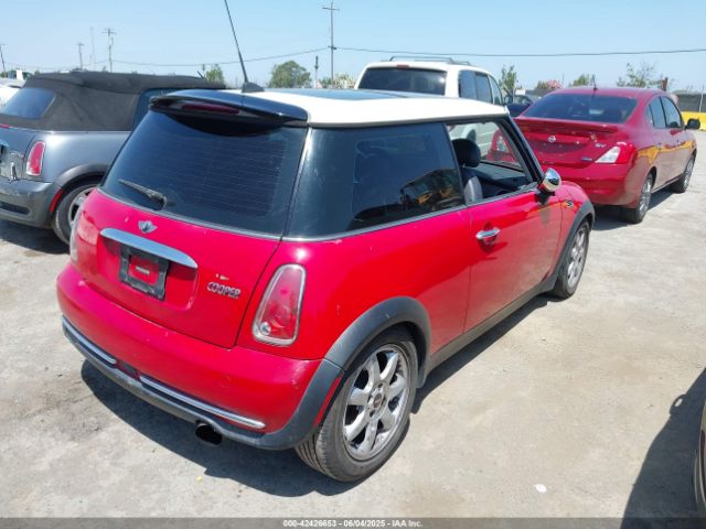 2006 MINI COOPER WMWRC33526TK65935 Photo 3