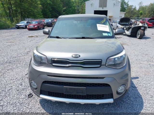 KNDJP3A51J7605777 KIA SOUL +