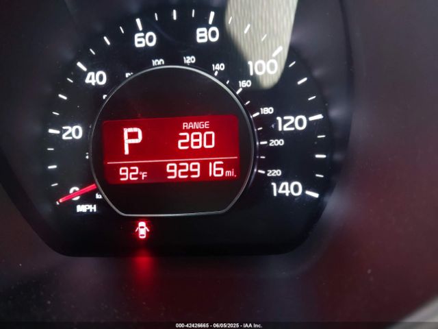 KNDJP3A51J7605777 KIA SOUL +