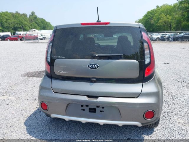 KNDJP3A51J7605777 KIA SOUL +