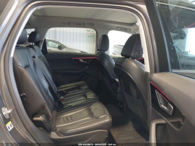 2019 AUDI Q7 WA1LAAF7XKD045120 Photo 7