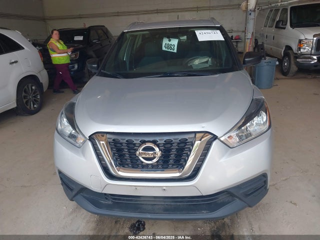 3N1CP5CU5KL555586 Nissan KICKS S