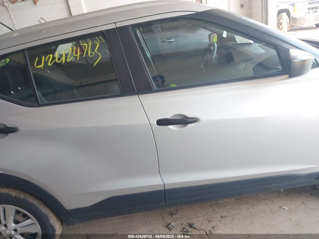 3N1CP5CU5KL555586 Nissan KICKS S