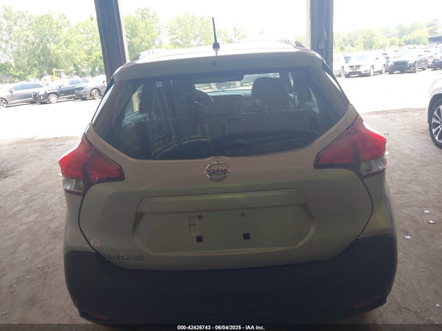 3N1CP5CU5KL555586 Nissan KICKS S