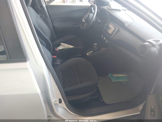 3N1CP5CU5KL555586 Nissan KICKS S