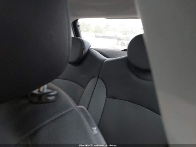 2010 MINI COOPER WMWMF3C57ATZ24618 Photo 7