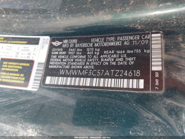 2010 MINI COOPER WMWMF3C57ATZ24618 Photo 8