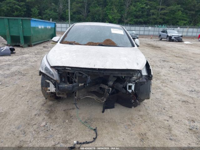 5NPE24AFXFH210028 Hyundai SONATA SE