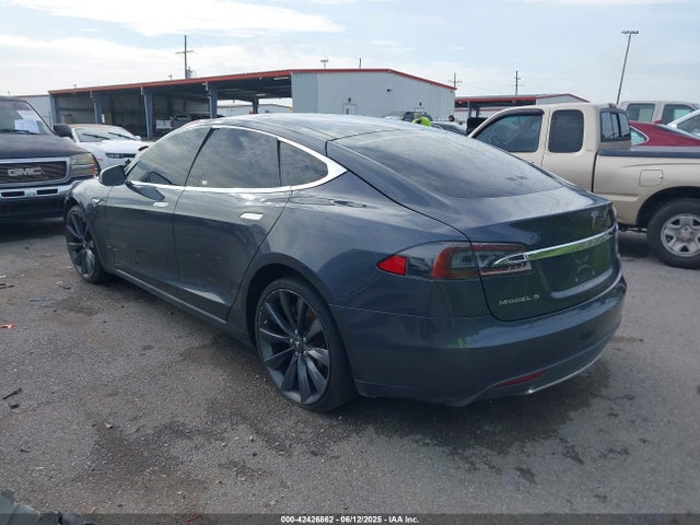 2015 TESLA MODEL S 5YJSA1E19FF109094 Photo 2