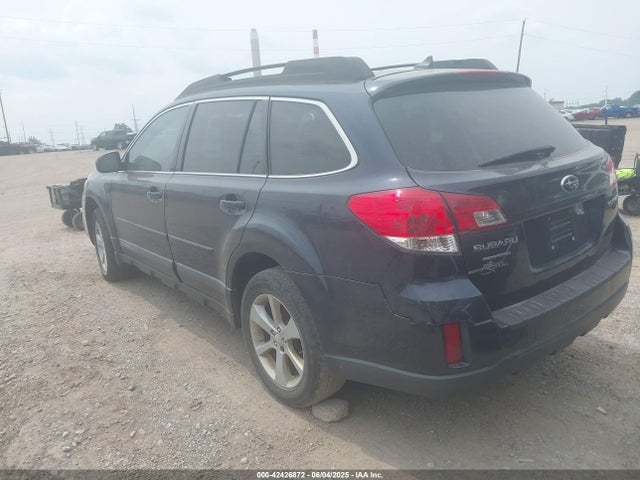 4S4BRCDC8E3275914 Subaru Outback 2.5i Premium