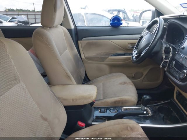 2018 MITSUBISHI OUTLANDER JA4AD3A36JZ058883 Photo 4