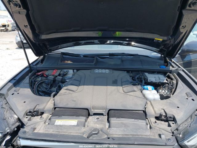 WA1LAAF76HD017887 Audi 2017