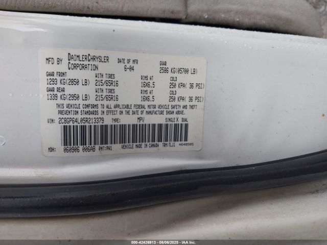 2005 CHRYSLER TOWN & COUNTRY 2C8GP64L05R213379 Photo 8