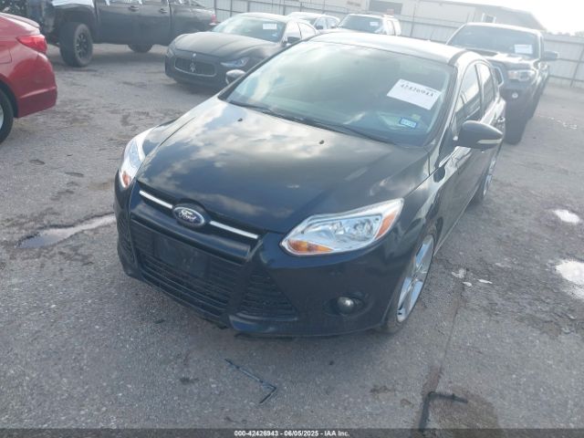 1FADP3N28EL208034 Ford Focus Titanium