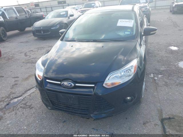 1FADP3N28EL208034 Ford Focus Titanium