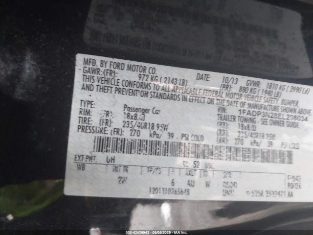 1FADP3N28EL208034 Ford Focus Titanium