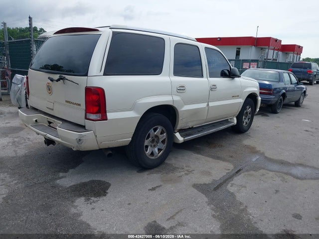 2003 CADILLAC ESCALADE MVIN319038IND Photo 3