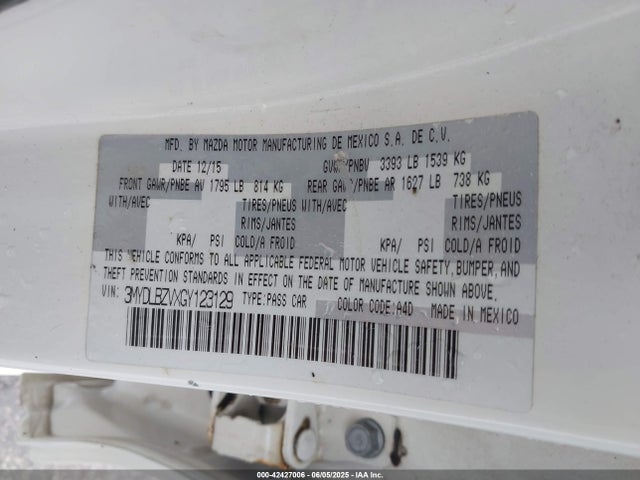 3MYDLBZVXGY123129 Scion p5v