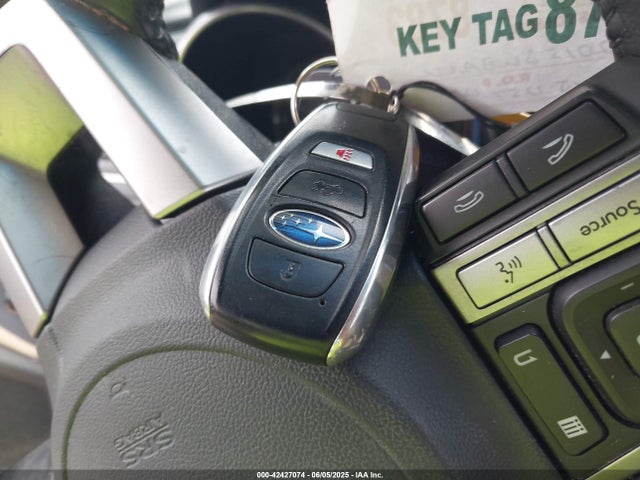 4S3BNBL61F3040651 Subaru Legacy 2.5i Limited