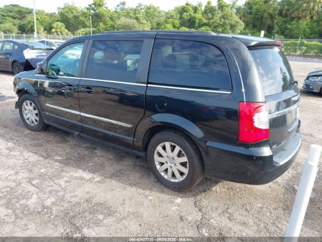 2015 CHRYSLER TOWN & COUNTRY 2C4RC1BG9FR715386 Photo 2