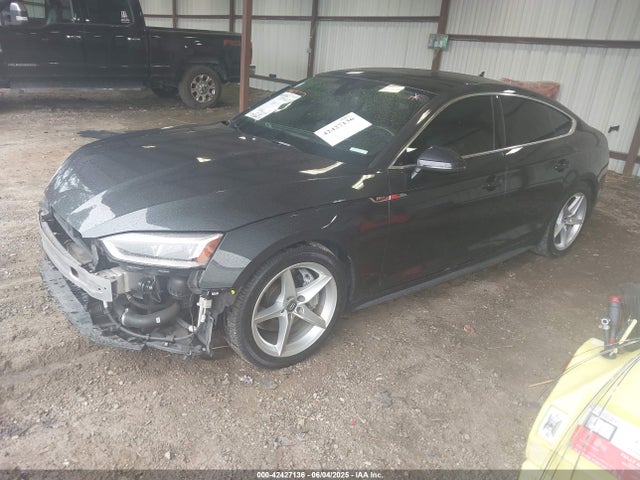 2019 AUDI A5 WAUENCF56KA098974 Photo 1