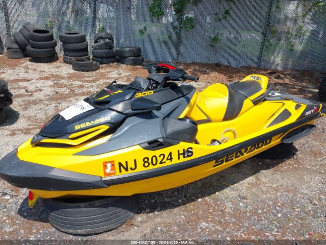 2022 SEA DOO RXT-300 00000YDV53456A222 Photo 1
