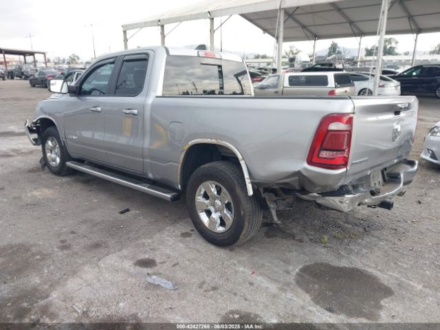 2020 RAM 1500 1C6RREBG3LN420726 Photo 2