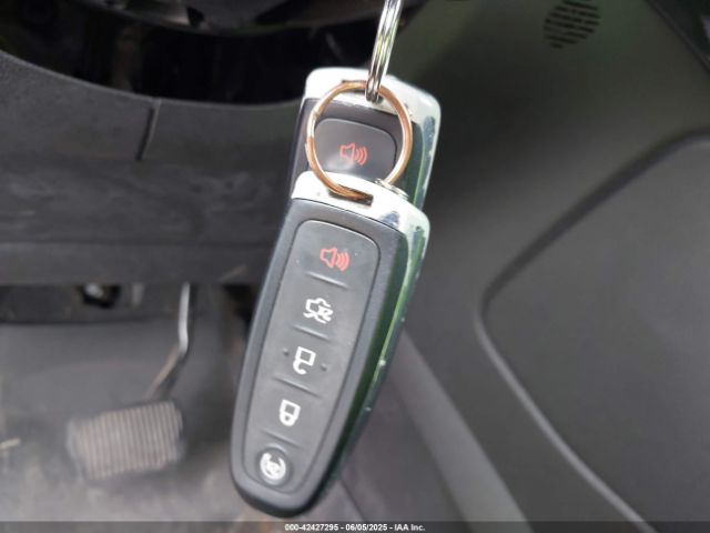 1FMCU0JXXEUC36440 Ford Escape Titanium