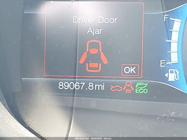 3FA6P0LUXKR124693 Ford Fusion Hybrid Se