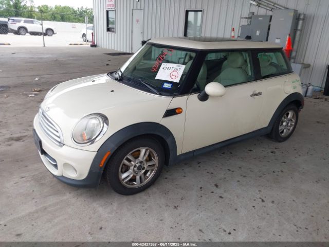 2011 MINI COOPER WMWSU3C52BT091664 Photo 1